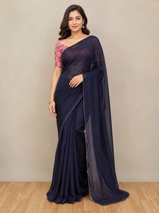 Sari élégant bleu marine en rayonne crêpe avec chemisier floral rose pour femme, idéal pour les occasions de fête, longueur ras du sol, coupe classique, style Bollywood, infroissable - Product Image 1