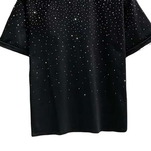 เสื้อยืดผู้ชายแขนสั้นพิมพ์ลายสีดำขนาดใหญ่ประดับเพชรเทียม คอทรงโอ สไตล์ลำลอง ผ้าถัก - Product Image 2