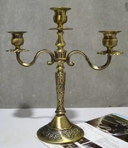 Candelabros Metálicos Elegantes Hechos a Mano, Decoración Navideña, Centro de Mesa, Diseño Dorado y Plateado, Decoración Moderna para el Hogar y la Comedor - Product Image 3
