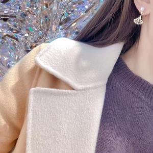 Boucles d'oreilles pendantes en perles d'eau douce avec double élément feuille d'érable, nouveau modèle sans trou d'oreille, clip d'oreille tendance, bijoux - Product Image 4