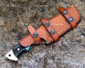 Cuchillo de acero de Damasco con gancho para tripas, hoja fija de punta caída, 0.5mm de grosor, para camping y bushcraft, con incrustaciones de turquesa y mango de cuerno de carnero, con funda de cuero - Product Image 6