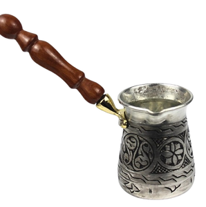 Hermosa cafetera turca griega árabe de latón negro antiguo para estufa, Cezve Ibrik Briki con mango de madera - Product Image 4