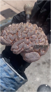 Colgante de cerebro con incrustaciones de moissanita VVS en oro rosa, personalizado, de moda, superventas, estilo hip hop, bling, de lujo, llamativo y único - Product Image 2