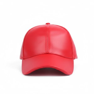 Gorra Deportiva de Alta Calidad, 6 Paneles, Roja, de Cuero Sintético Ajustable, Estilo Urbano, con Logotipo Personalizado, Gorra Deportiva de Cuero PU - Product Image 2