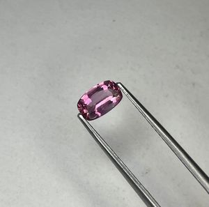 Zafiro rosa natural suelto, sin tratamiento térmico, zafiro rosa púrpura, corte cojín. - Product Image 4