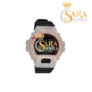 Montre-bracelet haut de gamme automatique sertie de diamants en moissanite pour les événements nocturnes, les célébrations et les tenues formelles, disponible à la vente - Product Image 3