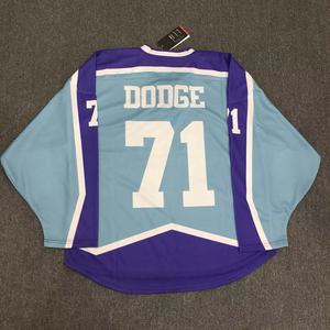 Maillot de hockey sur glace personnalisé bleu clair pour impression sublimée blanche sur le devant, manches longues, col rond, adulte unisexe, respirant - Product Image 2