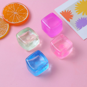 CHENXI - Juguete Sensorial Antiestrés de Gelatina con Forma de Copos de Nieve, 5.5 cm, Colorido, para Aliviar el Estrés - Product Image 2