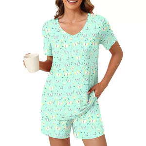 Ensemble décontracté deux pièces pour femme à séchage rapide, avec logo personnalisable, t-shirt à manches courtes et short en tissu de coton respirant, faible MOQ - Product Image 4