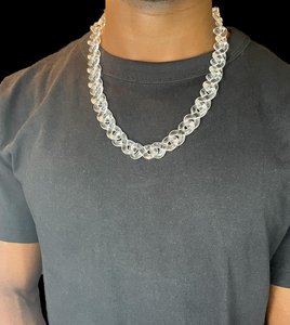 Stylish Resin Link Chain Ornament for Modern <b>Shelf</b> Arrangement - Product Image 3