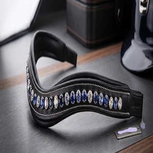 Fronture de cheval en cuir véritable naturel de qualité supérieure, avec canal vide, rembourrage doux, incrustée de cristaux de strass colorés et de chaînes. - Product Image 5