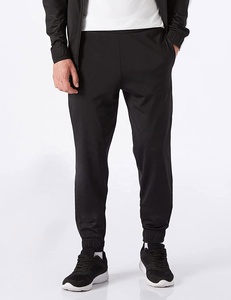 Ensemble de jogging deux pièces élégant pour homme avec fermeture éclair, idéal pour le sport, la remise en forme et le confort quotidien - Product Image 3