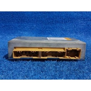 ECU และโมดูลคอมพิวเตอร์มือสองสำหรับรถยนต์ซีรีส์ 5 รุ่น 65776943089 - Product Image 3