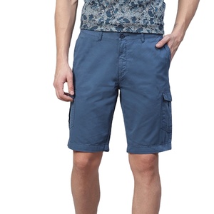 Nouveautés Short cargo pour homme Pantalon court lisse en coton noir avec logo réflecteur pour homme - Product Image 1