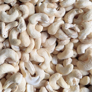 Fabrication de noix de cajou grillées, brutes, biologiques, entières, W320 W450 Santigo, vente en gros, exportées vers l'Asie, l'UE, le Moyen-Orient - Product Image 1