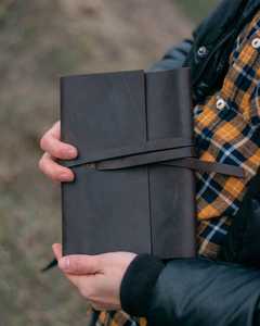 Funda para Libro de Cuero de Cabra Estilo Antiguo, Cubierta Protectora para Cuaderno de Cuero Nappa Suave al Tacto, Fabricación de Cuero OEM LBC-0038 - Product Image 3