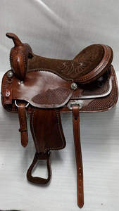 La silla de montar a caballo marrón oscuro Western Pleasure Trail de cuero genuino hecha a mano más vendida disponible a granel a precio al por mayor - Product Image 3