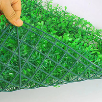 Mur végétal artificiel en plastique, tapis de gazon synthétique, panneaux de verdure artificielle, tapis de haie pour la décoration murale, de clôture et de paysage