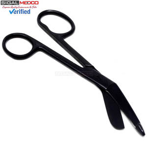 กรรไกรตัดผ้าพันแผลแบบวงแหวนขนาดใหญ่ 1 ชิ้น สำหรับแพทย์และพยาบาล ขนาด 5.5 นิ้ว สีดำ เคลือบฟลูออไรด์ ผลิตจากสแตนเลสสตีล สำหรับการปฐมพยาบาล - Product Image 1
