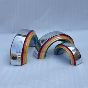 Urna Moderna para Cenizas de Mascotas con Diseño de Puente Arcoíris de 14 Pulgadas, de Aluminio, con Huella Grabada, de Alta Calidad y Elegante, para Guardar Cenizas - Product Image 4