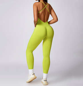 Mono de yoga de una pieza para chicas altas, con efecto fruncido en los glúteos, pantalones acampanados, ropa deportiva con logo personalizado - Product Image 1