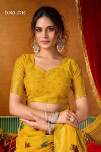 Sari de seda pesada de moda con bordado completo de hilo, lentejuelas y perlas, incluye blusa con bordado completo y blusa de diseñador - Product Image 4