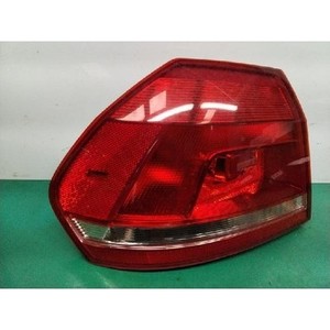 Luz Trasera Izquierda Usada para Passat 561945095G - Product Image 5