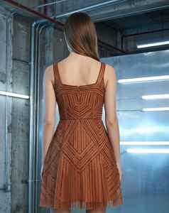 ชุดแต่งงานประดับลูกปัดทองแดงเมทัลลิกแบบสั่งทำพิเศษ ชุดค็อกเทลรัดรูปเซ็กซี่สำหรับงานพิธีการและงานคืนสู่เหย้า - Product Image 3