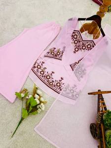 ชุดคุर्ตาปักลายสีชมพูดีไซเนอร์ พร้อมกางเกงปาลาซโซ |   ชุดทำงานลายดอกไม้สไตล์ชาติพันธุ์สำหรับผู้หญิง |   ชุดงานเลี้ยงเทศกาล - Product Image 6