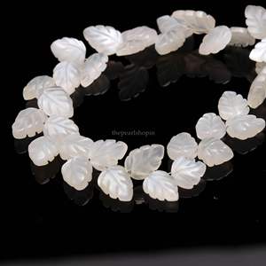 ลูกปัดมูนสโตนสีขาวรูปใบไม้ แกะสลักด้วยมือ ขนาด 10-11 มม. สำหรับทำเครื่องประดับ - Product Image 2