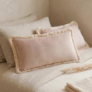ปลอกหมอนกำมะหยี่สีฟ้าอ่อน ดีไซน์เนอร์ ตกแต่งด้วยพู่ห้อย สำหรับตกแต่งโรงแรมหรู - Product Image 5