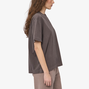 เสื้อยืดโอเวอร์ไซส์คุณภาพสูงสำหรับผู้หญิง สีพื้น แขนสั้น ผ้าฝ้าย 100% ระบายอากาศ แห้งเร็ว จำนวนมาก - Product Image 3