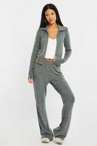 Nuevo conjunto de dos piezas de punto elegante y casual para mujer, con suéter largo dividido y estampado liso, ideal como ropa de dormir. - Product Image 4