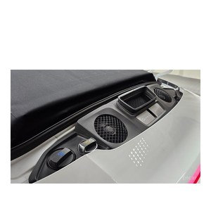 Pour Porsche 911 Carrera GTS Cabriolet Mars 2018 35 602 km Volant à gauche - Product Image 6