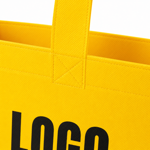 Grand sac fourre-tout en tissu non tissé jaune avec motif de lettres, poignée en corde et fermeture supérieure - RRD Exim - Product Image 4