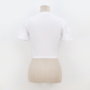 เสื้อยืดครอปผู้หญิง คอตตอน คอกลม แขนสั้น ทรงเข้ารูป สไตล์ Y2K สตรีทแวร์ - Product Image 2
