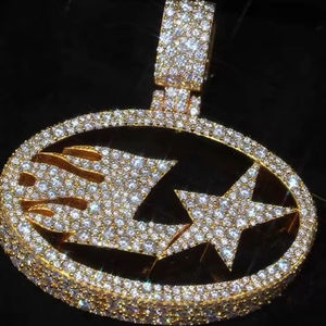 Colgante Estrella Fugaz de Moissanita Iced Out, Dije Ovalado Chapado en Oro de Plata 925, Joyería Hip Hop con Logotipo Personalizado - Product Image 3