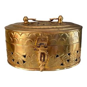 Boîte à cricket en laiton durable pour décoration intérieure vintage avec poignée décorative et aspect laiton antique - Product Image 4