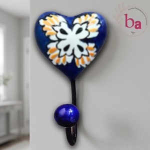 Gancho de pared de cerámica con forma de corazón, diseño floral azul, hecho a mano, estilo vintage, gancho individual para colgar llaveros - Product Image 3