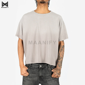 เสื้อครอปท็อปทรงบ็อกซี่สไตล์วินเทจขายดีที่สุดสำหรับผู้ชาย เสื้อยืดผ้าฝ้ายสตรีทแวร์ สกรีนโลโก้ได้ตามสั่ง MAANIFY - Product Image 1