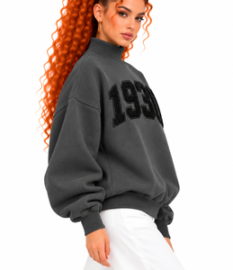 Sweat-shirt surdimensionné à col montant pour femme OEM, avec broderie personnalisée en lettres appliquées, épaules tombantes, en molleton de coton - Product Image 3