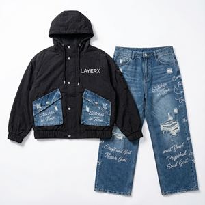 ชุดวอร์มผู้ชาย แจ็คเก็ตและกางเกง ผ้าไนลอนผสมผ้ายีนส์ แต่งลายปะติด สไตล์สตรีทแวร์ ผลิตตามสั่ง ขายส่ง ผู้ผลิต ชุดสองชิ้น สไตล์วินเทจ - Product Image 1