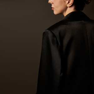 Blazer de Lana para Mujer, Tejido, Cierre de un Botón, Color Sólido, Transpirable, Doble Forro, Tafetán de Seda, ODM OEM, Elegante y Minimalista para Oficina - Product Image 1