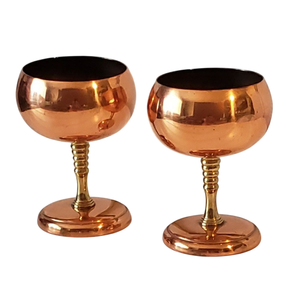 Flûte à champagne élégante en cuivre faite à la main, gobelet vintage en métal à long pied, verre à vin de table pour occasions festives - Product Image 6