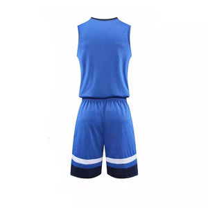 Uniforme de basketball confortable, respirant et à séchage rapide en polyester, nouvelle collection 2026, impression par sublimation personnalisée, unisexe, décontracté pour l'extérieur - Product Image 3