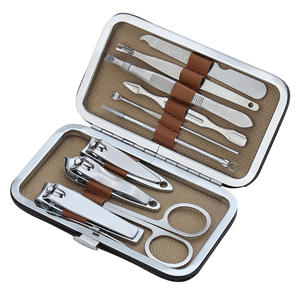 Kit de coupe-ongles professionnel en acier inoxydable personnalisé, durable et multifonctionnel (3-en-1, 10-en-1) pour manucure et pédicure - Product Image 4