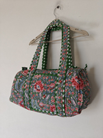 Bolsa de Lona Verde a Rayas Shree Balajee, Bolsa de Viaje Acolchada de Algodón con Cierre de Cremallera, Asas Dobles, Ligera, Unisex, 20-35L
