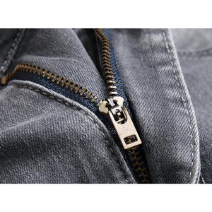 กางเกงยีนส์ทรงสลิมฟิตผู้ชาย – กางเกงเดนิมทรงสกินนี่ขาตรงแบบขาดแต่งพร้อมเอวแบบยืดหยุ่นสำหรับแฟชั่นลำลอง - Product Image 2