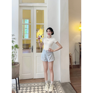 Pantalones casuales transpirables y ecológicos de cintura alta para mujer, de gran venta, con etiqueta personalizada, directamente de fábrica en Vietnam. - Product Image 1