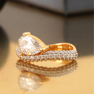 Ensemble de bagues de mariée en or 14 carats avec diamant de laboratoire taille poire de 1,51 carat, solitaire et bande pavée, bijoux fins, alliance de mariage - Product Image 2